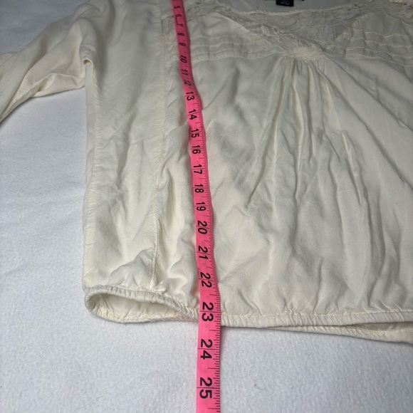 American Eagle White Shirt with Lace Details - Picture 6 of 7